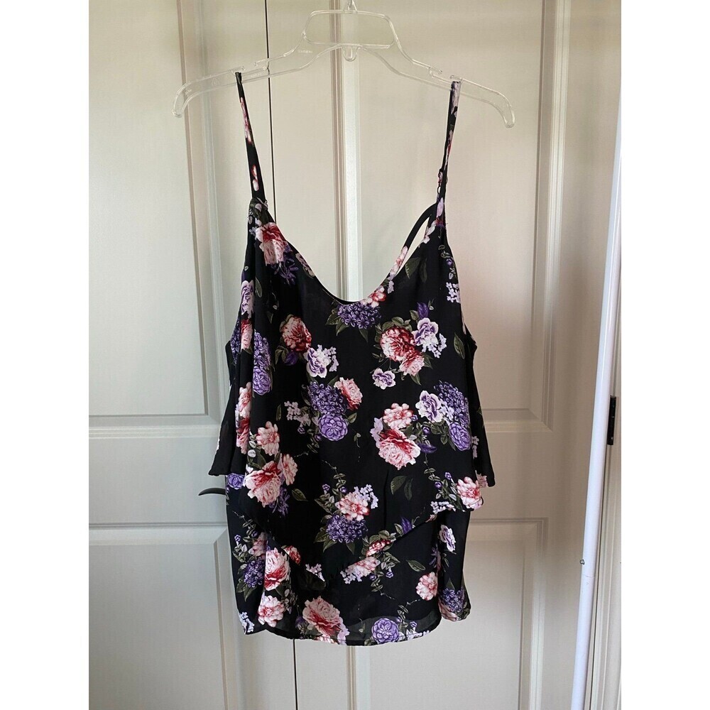 Torrid floral flowy v-neck tank top